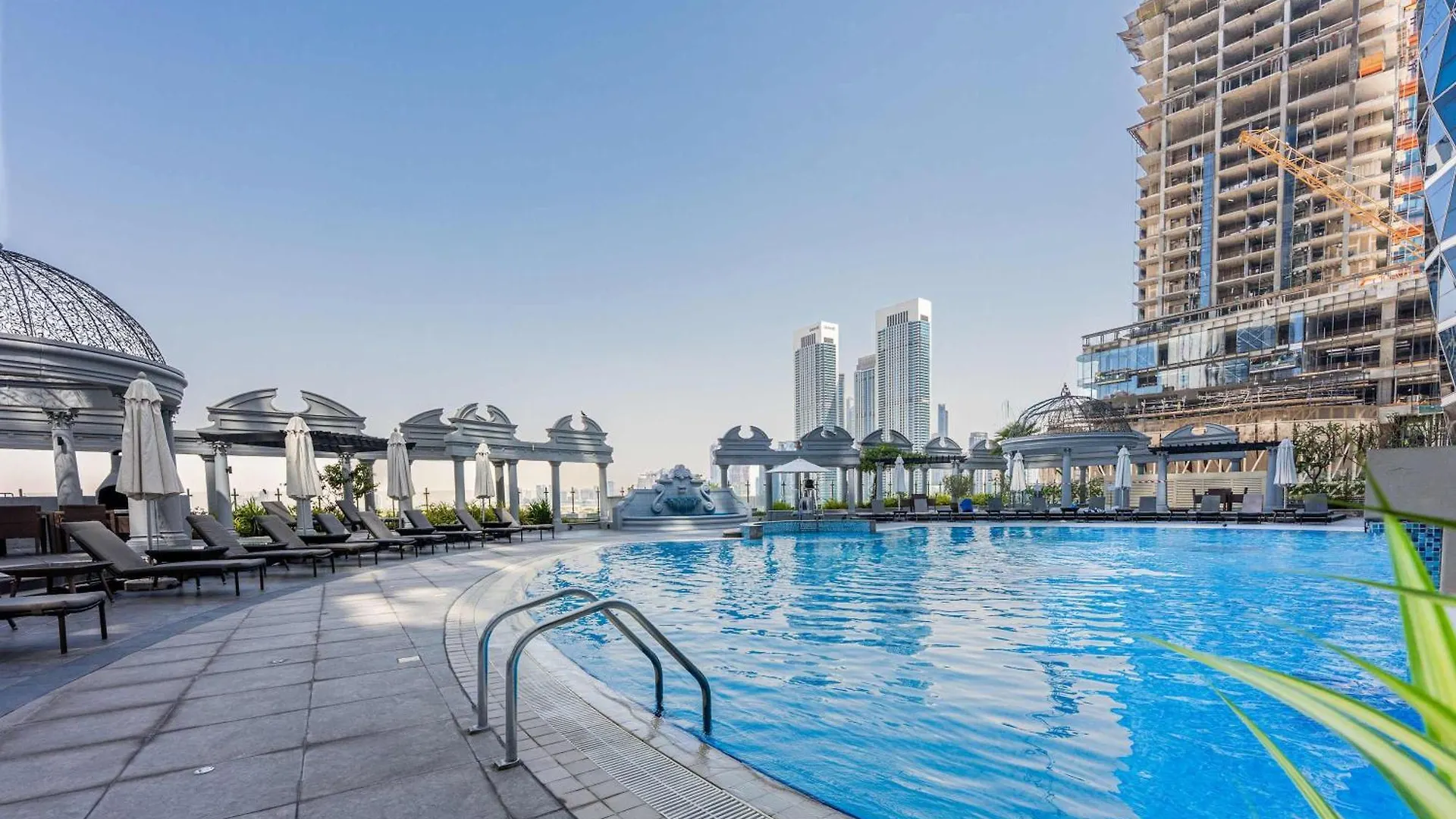 Well-Furnished 3 Bedroom In Park Towers Difc Dubai Apartment