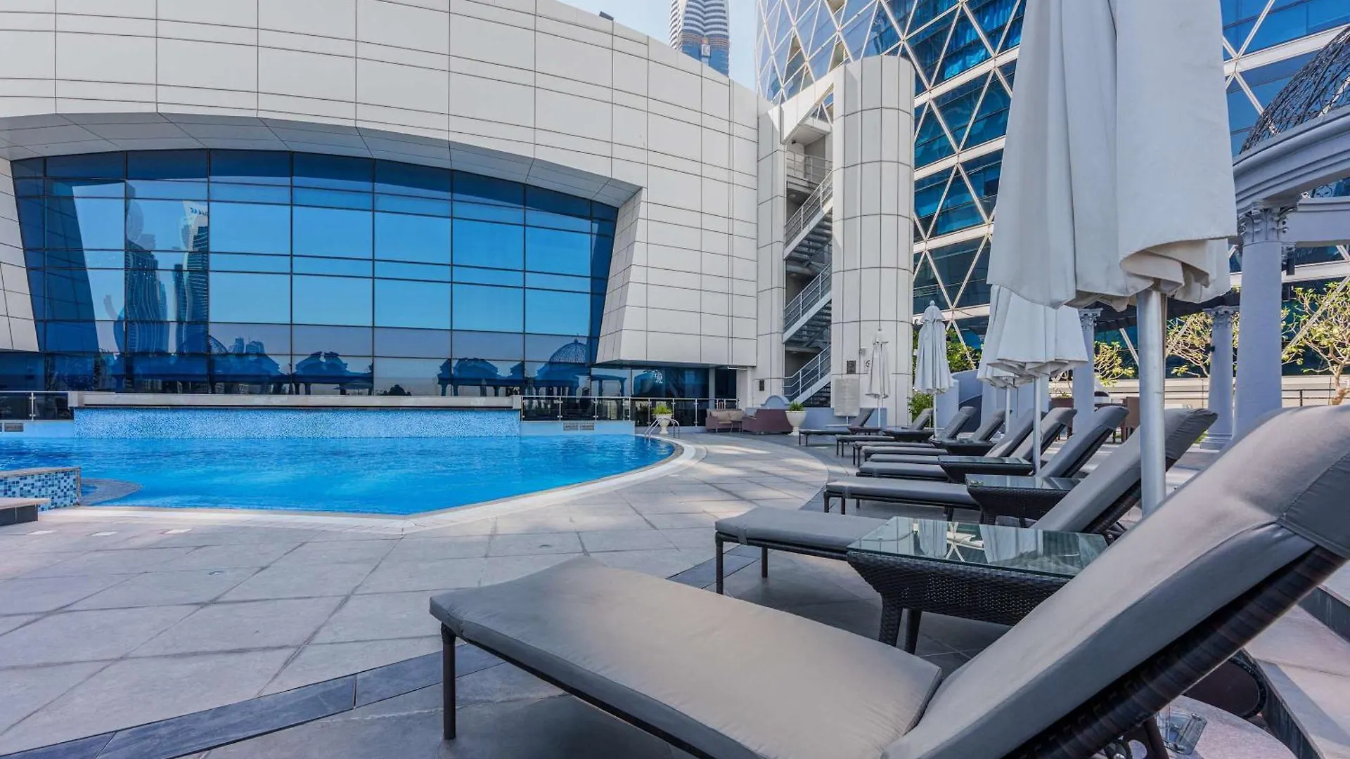 Well-Furnished 3 Bedroom In Park Towers Difc Dubai United Arab Emirates