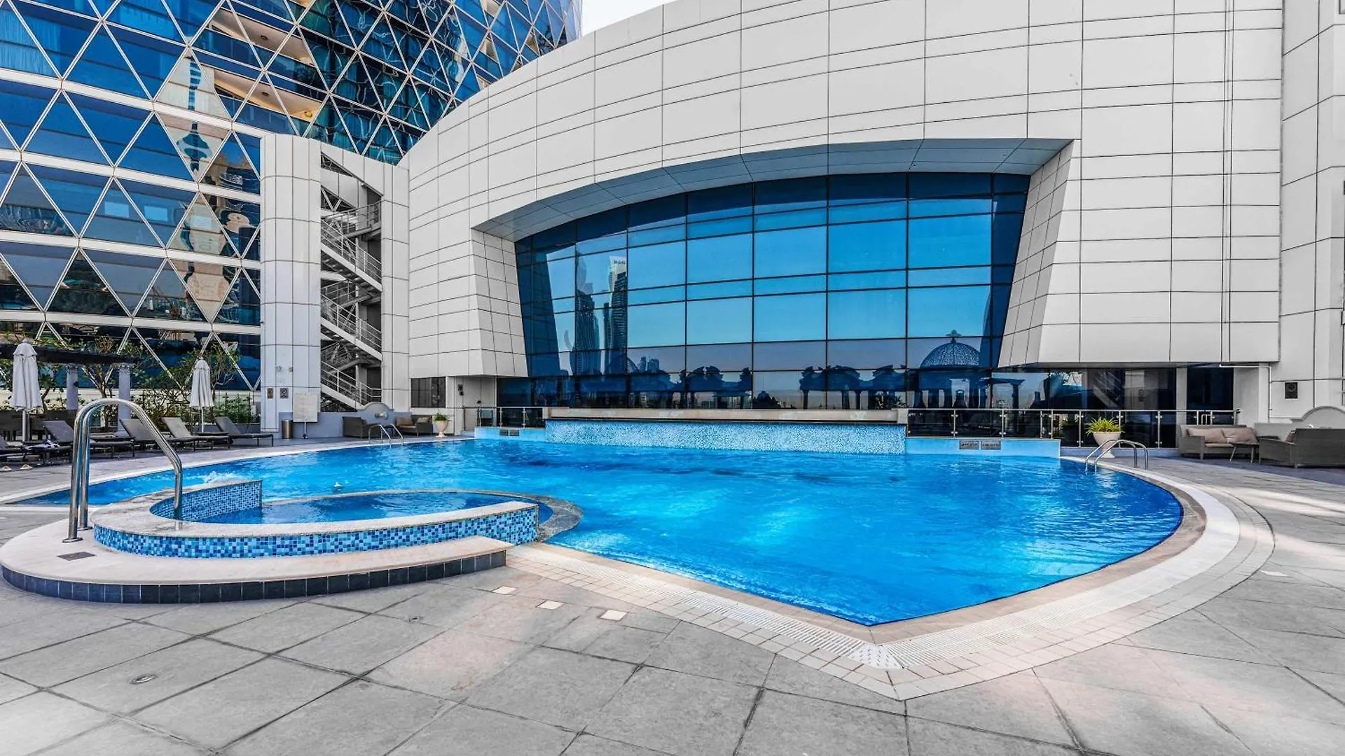 Well-Furnished 3 Bedroom In Park Towers Difc Dubai United Arab Emirates