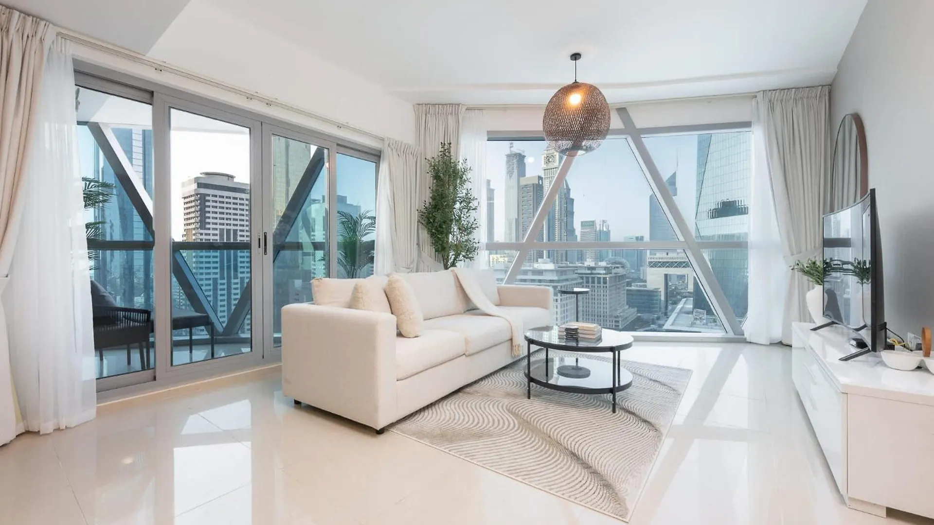 Apartment Well-Furnished 3 Bedroom In Park Towers Difc Dubai