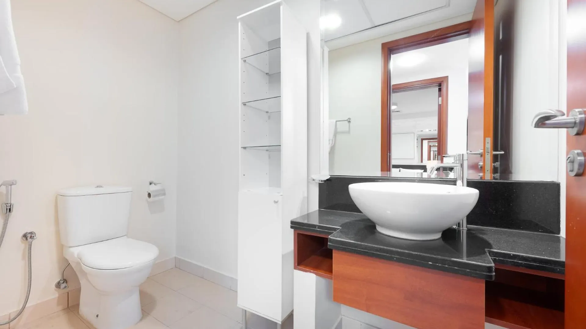 Well-Furnished 3 Bedroom In Park Towers Difc Dubai Vereinigte Arabische Emirate
